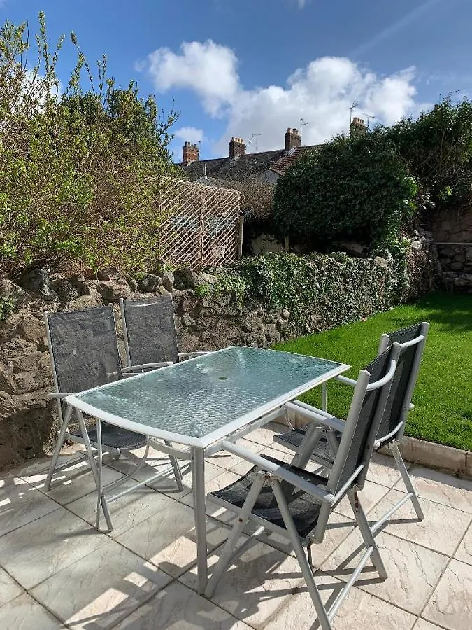 בית הארחה Cardiff Home
