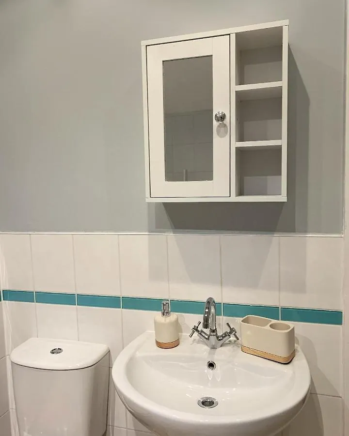 בית הארחה Cardiff Home בריטניה